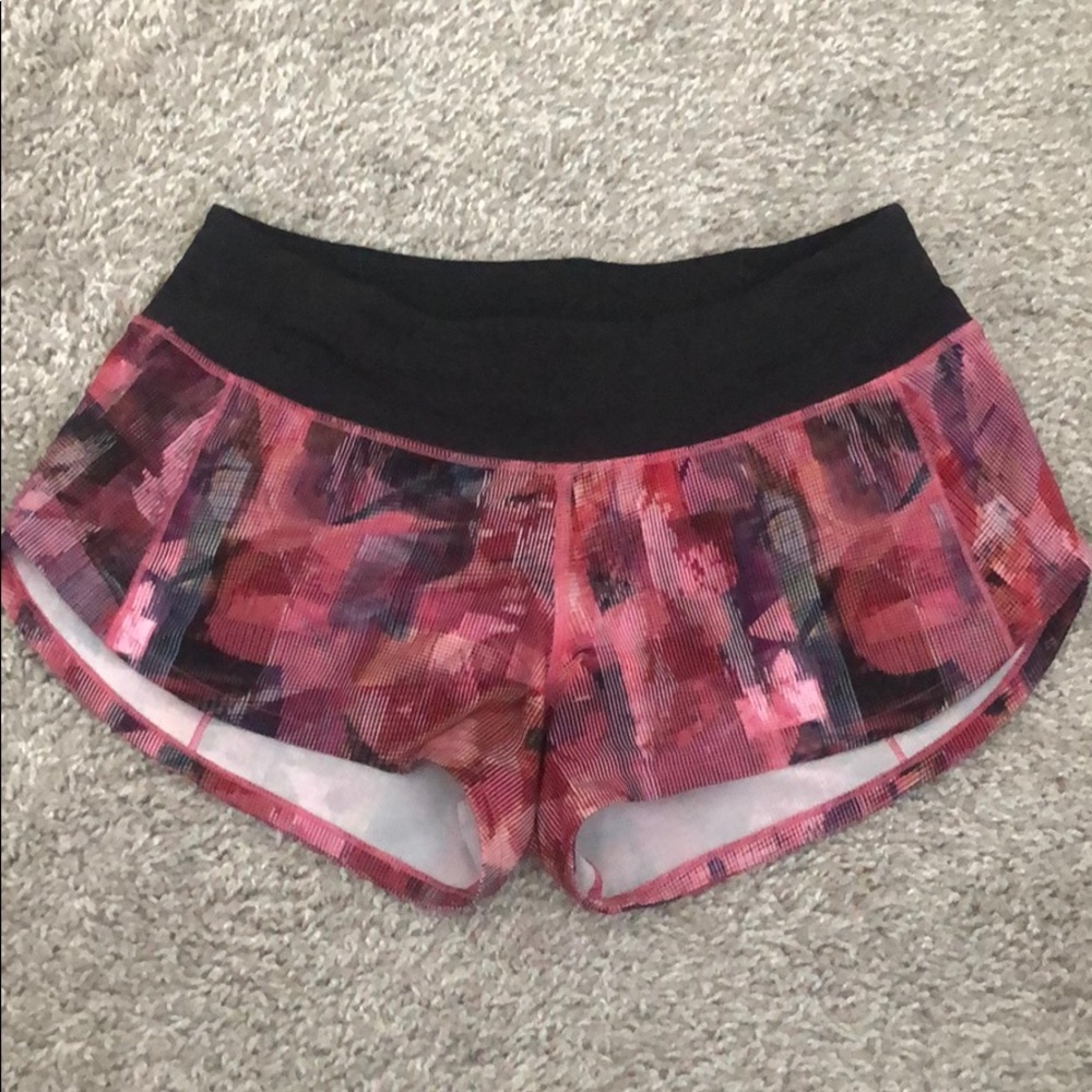 Lululemon Speed Up Short 2.5” Length Size 2